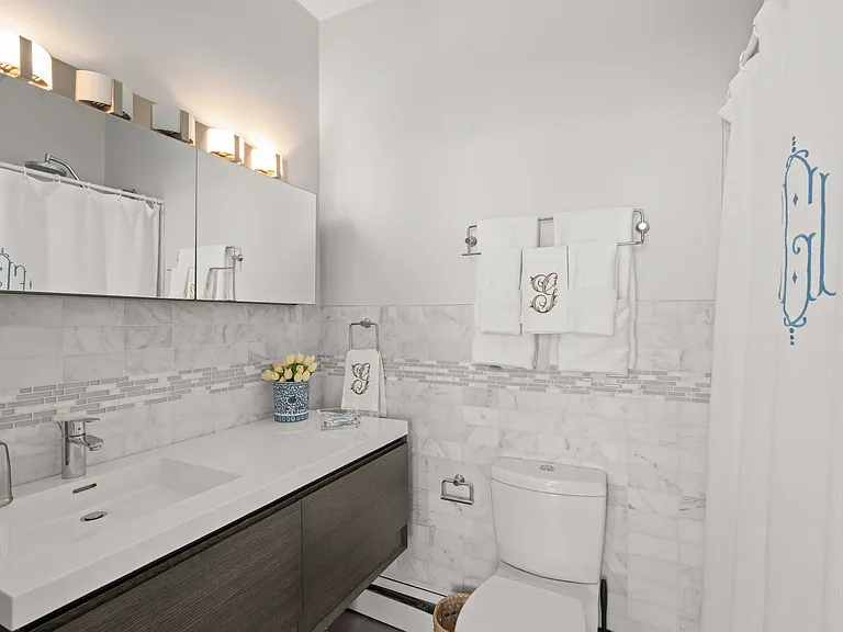 34 Plympton St #1 — Photo 23