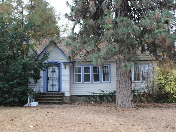 1028 E Overbluff Rd, Spokane, WA 99203