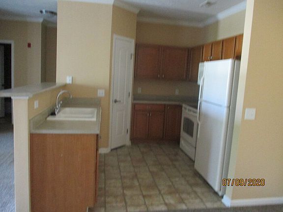 3rd image of 2636 Harding Ct APT T