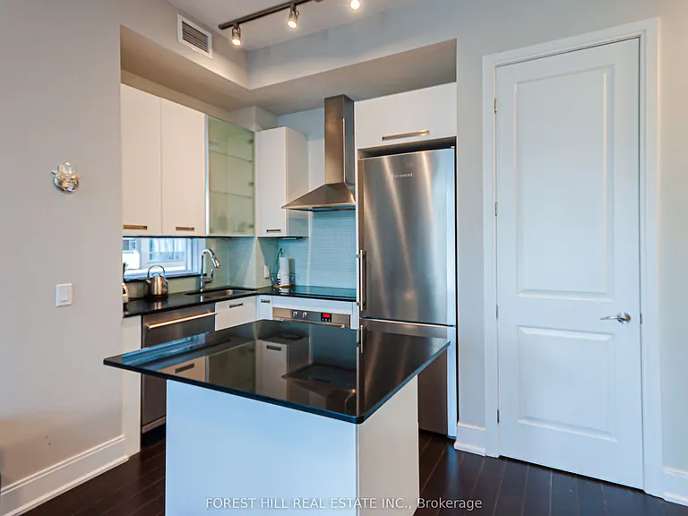 21 Balmuto St #1002 — Photo 5