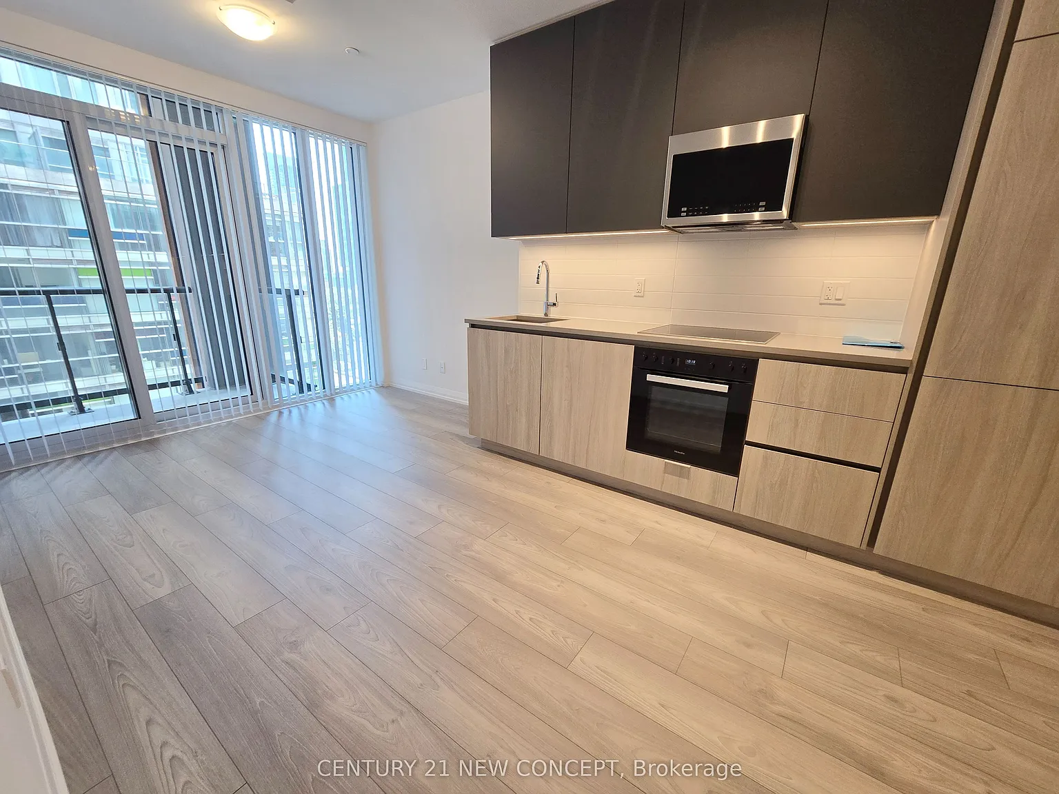 400 King — Photo 2