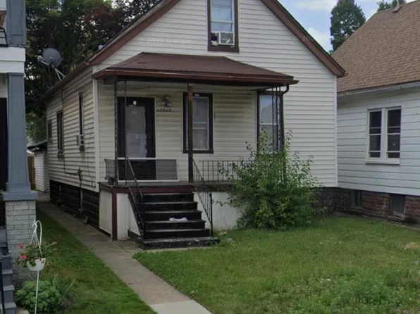 12015 Lumpkin St, Hamtramck, MI 48212