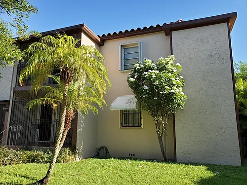 3763 SW 26th Ter Photo 1