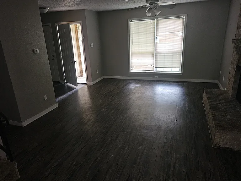 3262 Amber Ct — Photo 3