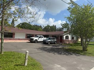 143 NE Madison Cir N APT 2, Saint Petersburg, FL 33702