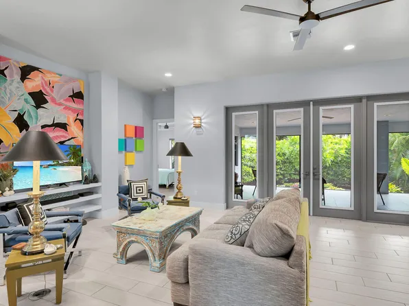 111 S Bahama Ave, Marco Island, FL 34145