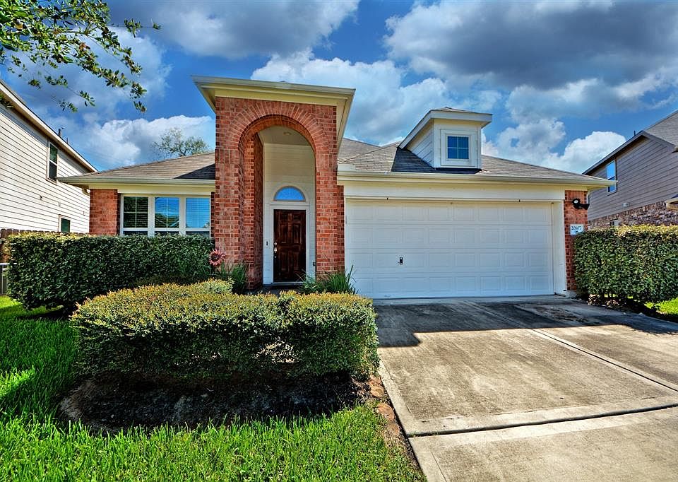1st image of 20607 Wood Rain Ct