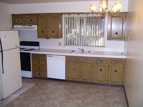 3rd image of 4254 N Bengston Ave APT C