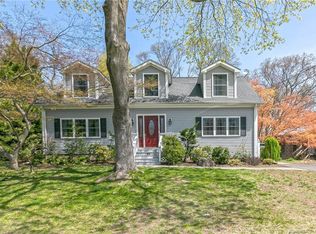 31 Wainwright Pl, Stratford, CT 06614