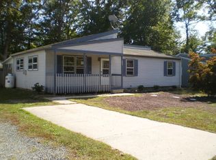 888 Center St, Little Egg Harbor, NJ 08087