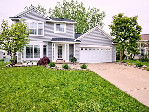 3rd image of 11558 Waterford Ct