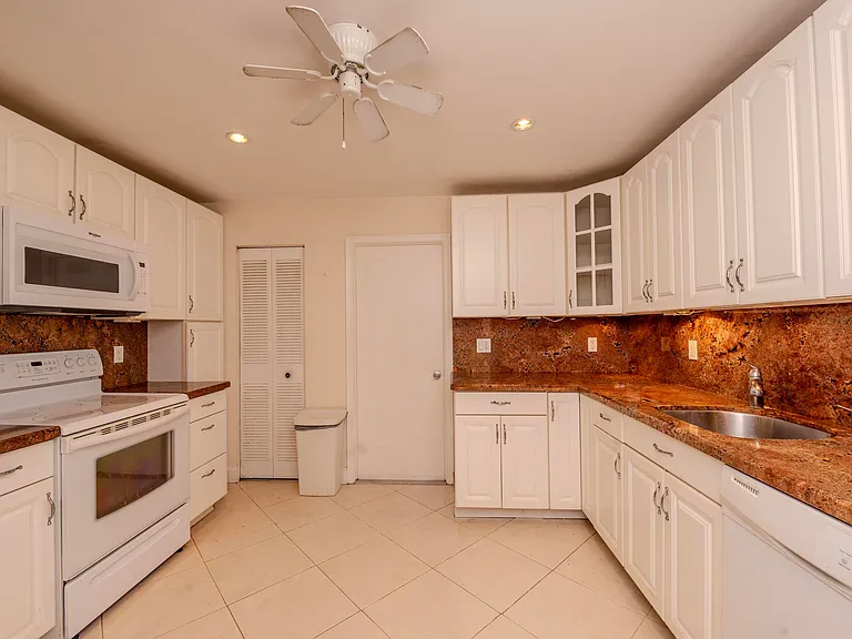 2107 Campanelli Blvd — Photo 9