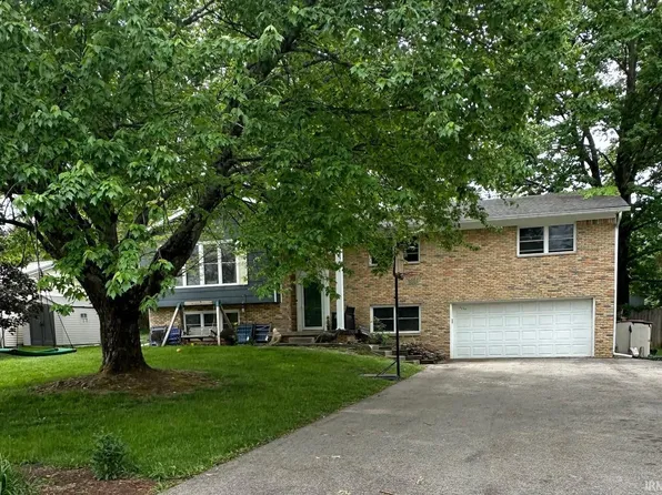 4224 E Sheffield Dr, Bloomington, IN 47408
