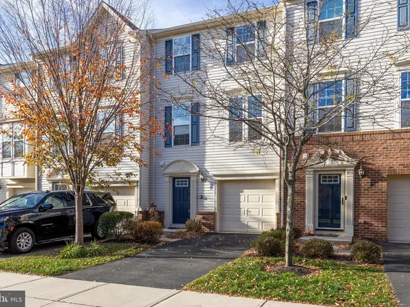 1911 Lukas Ct, Riverton, NJ 08077