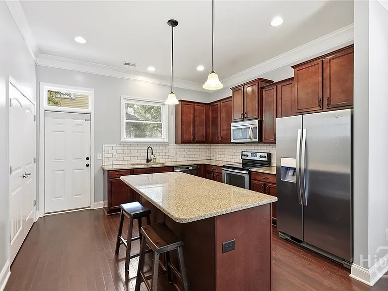 1701 Lincoln St — Photo 12