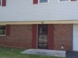 48 Longdale Rd, Bristol, VA 24201