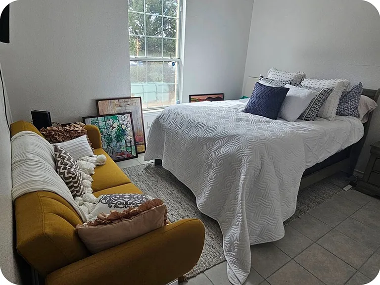8015 Ventura Blvd — Photo 7