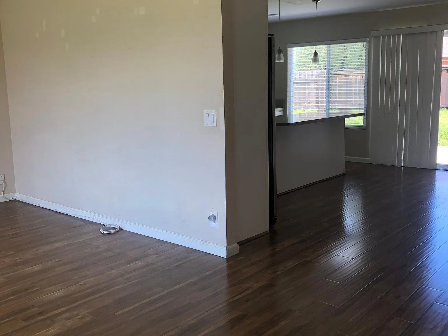 3 bed, 1266 sqft, $3,800 — Photo 3