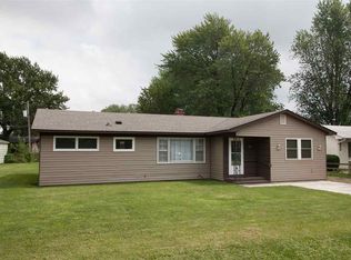 3926 15th St, Moline, IL 61265