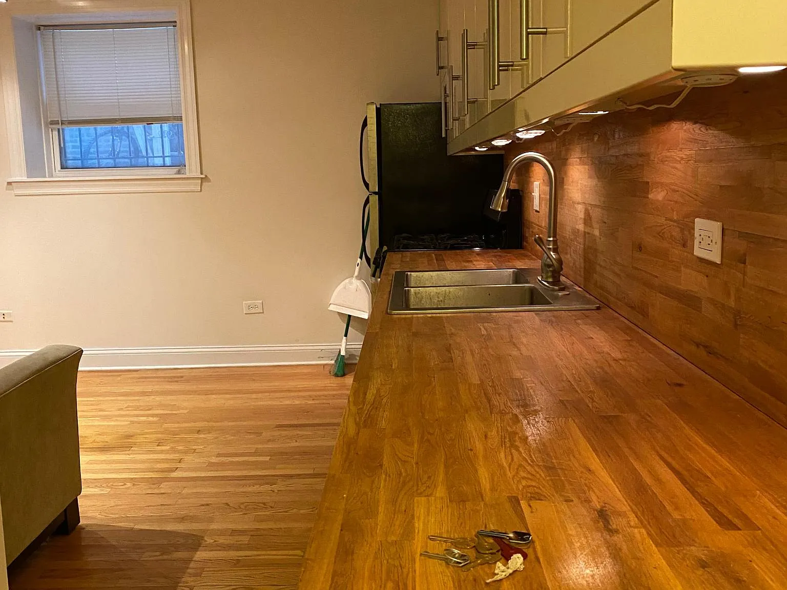 1 bed, 500 sqft, $2,075 — Photo 1