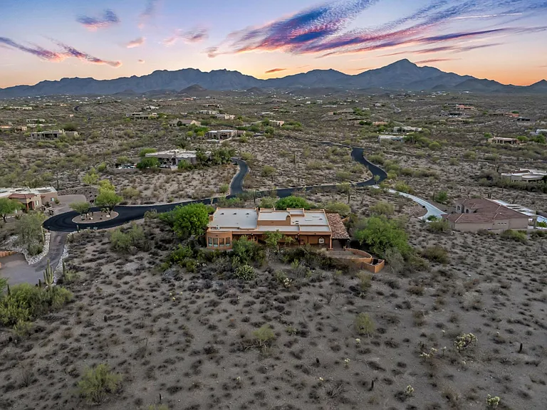 5480 W Sharpshooter Ct — Photo 68