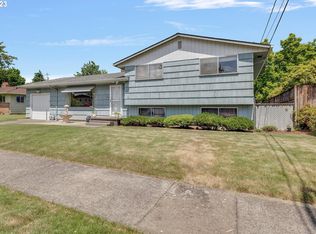 10001 SE Grant St, Portland, OR 97216