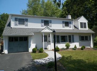 70 Crooked Billet Rd, Hatboro, PA 19040