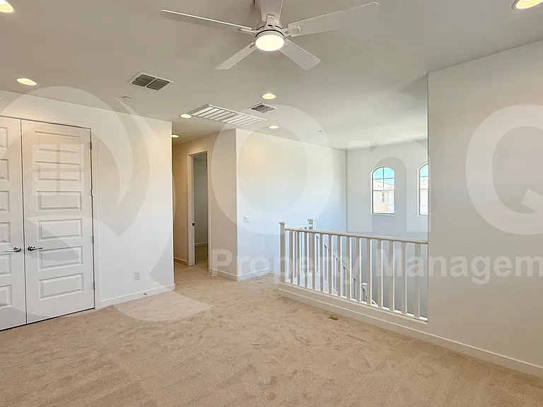 636 S Jacana Ln — Photo 9