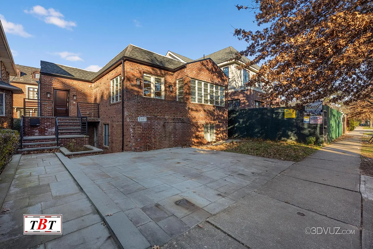 2107 Ave N