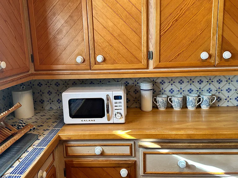Microwave