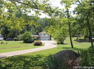 8318 Arnoldtown Rd, Louisville, KY 40214