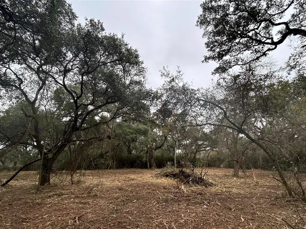 1326 County Road 160, Columbus, TX 78934