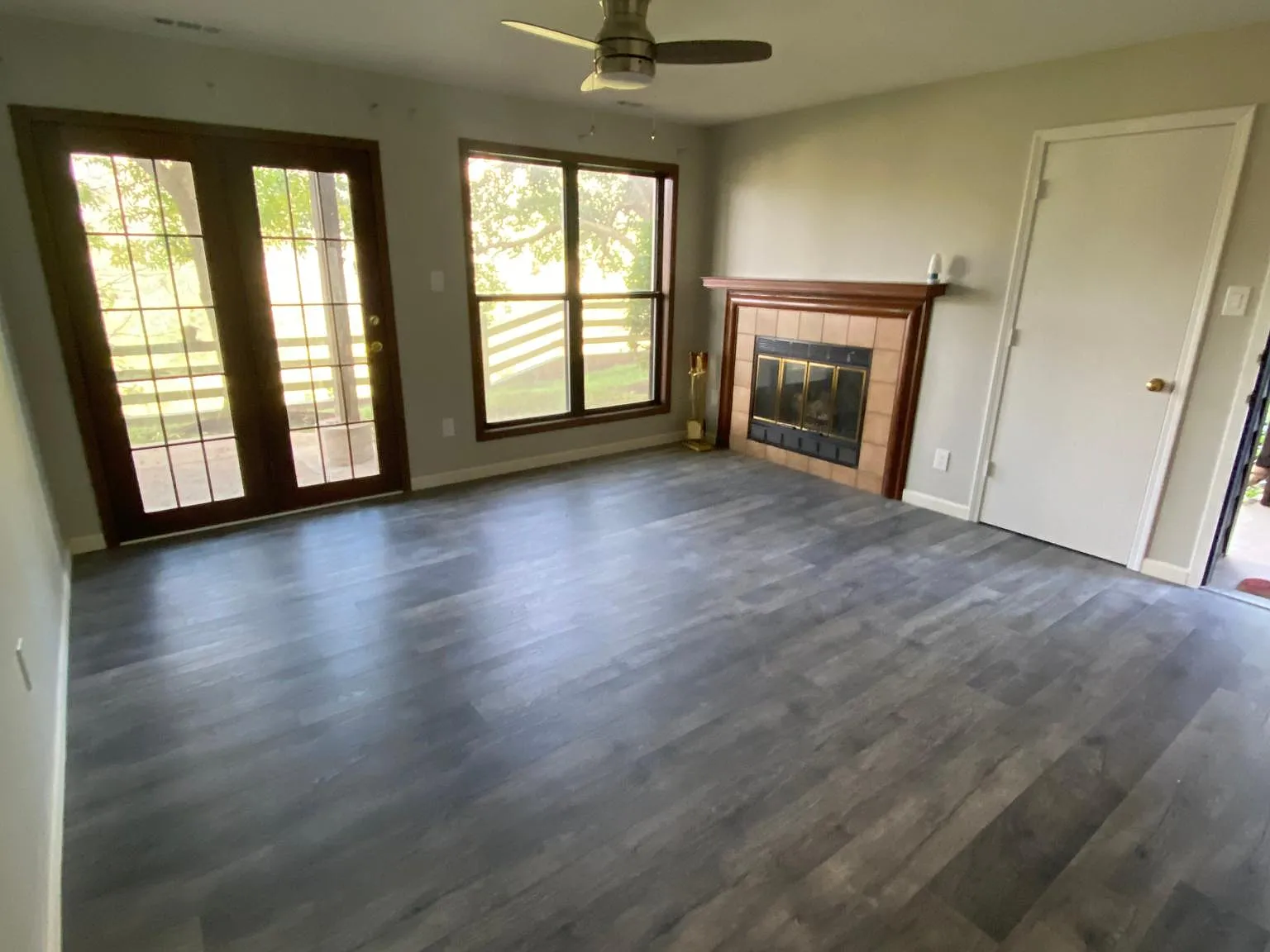2 bed, 1067 sqft, $1,800 — Photo 1