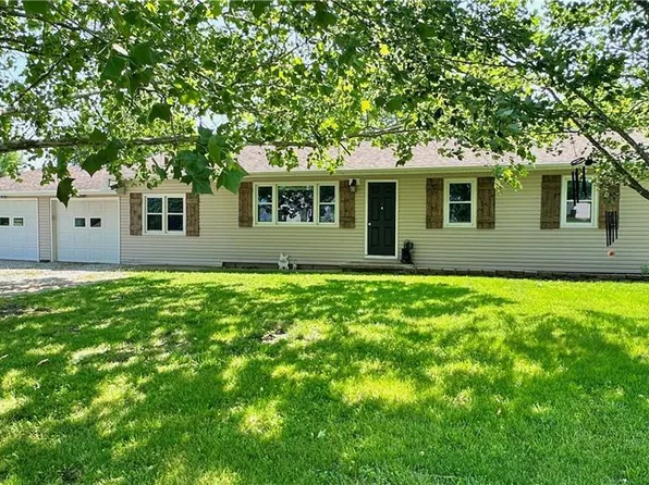 2132 Sportsman Rd, Trenton, MO 64683