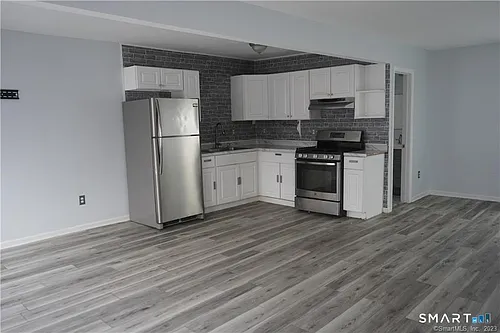 541 Whalley Ave Photo 1