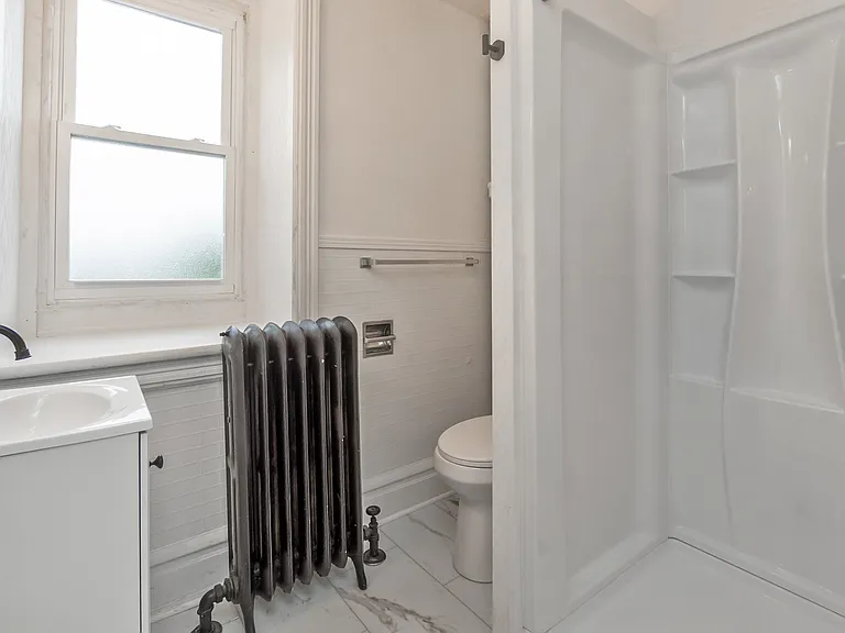 46 S 10th St #3 — Photo 16