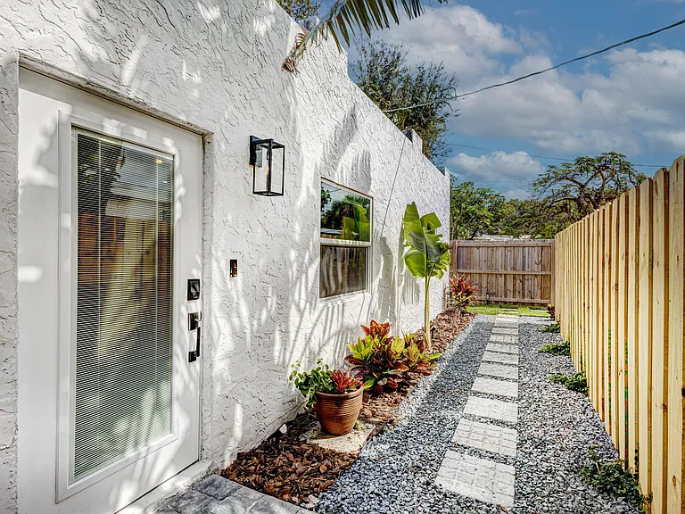 721 Franklin Rd — Photo 32