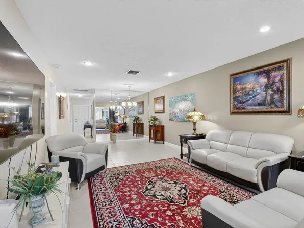 1141 Violet Terrace #202, Delray Beach, FL 33445