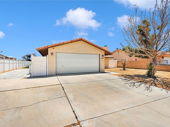 4th image of 26681 Topsail Ln