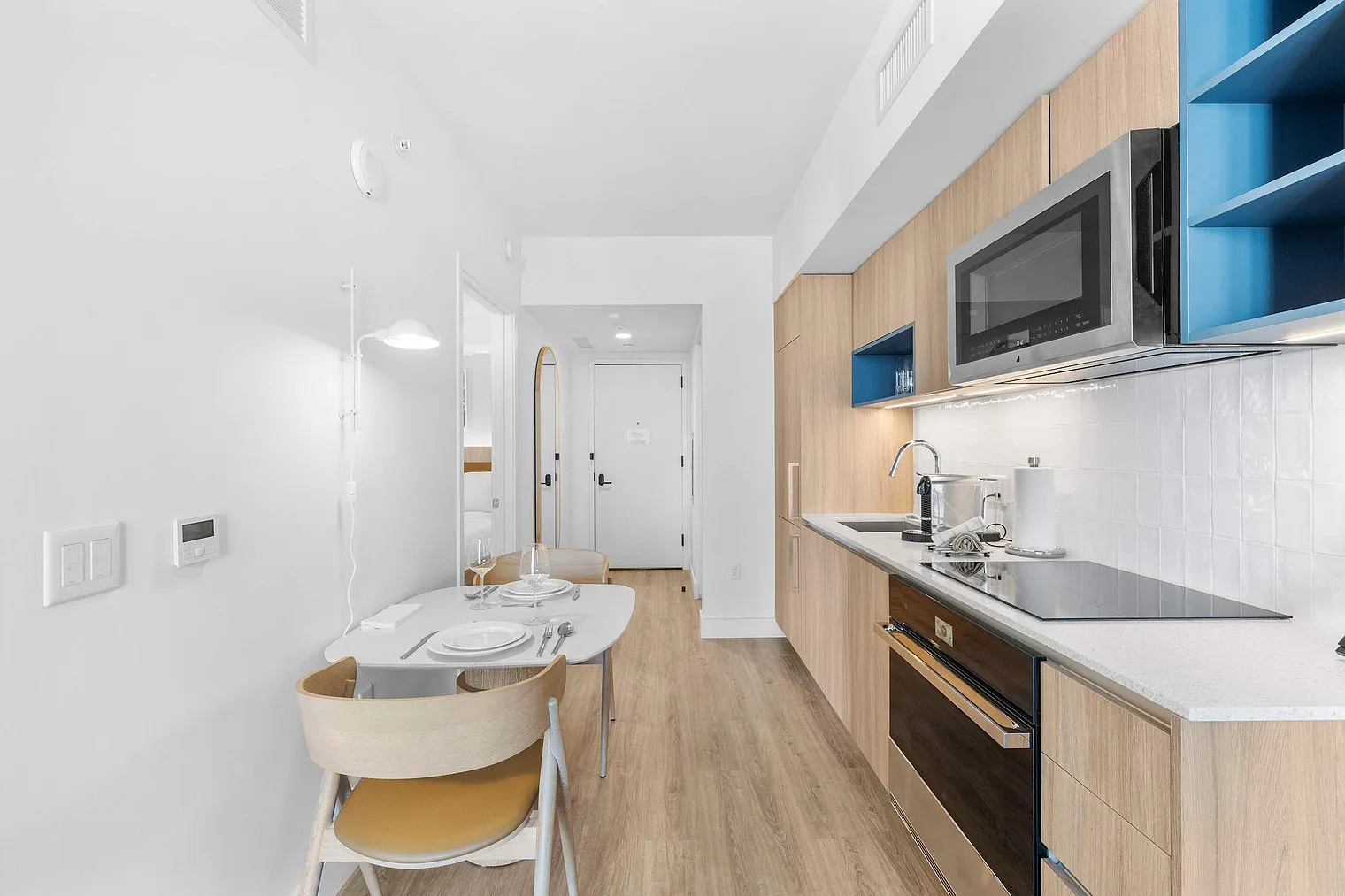 2 bed, 1.0 bath, 645 sqft, $4,021 — Photo 1