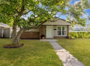 17157 Chicago Ave, Lansing, IL 60438