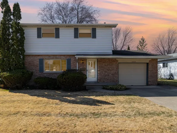 3865 Boeing Dr, Saginaw, MI 48604