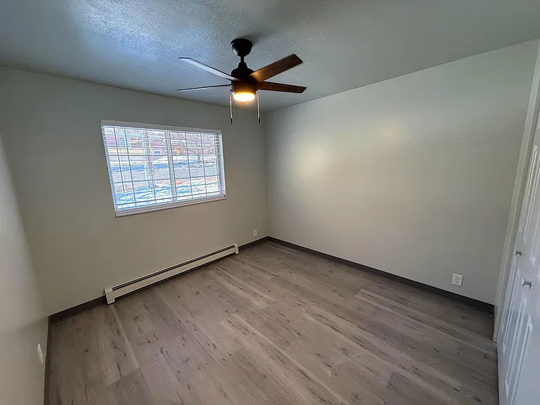 Unit Photo