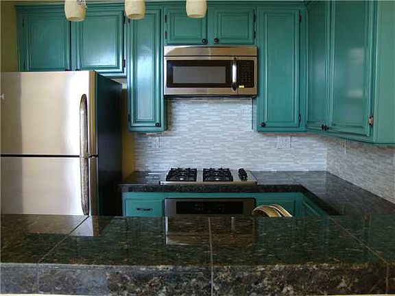 3rd image of 411 Sanibelle Cir Unit 62