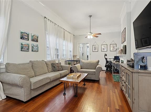 4th image of 2119 Octavia St