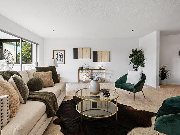 4th image of 230 W 5th Ave APT 203