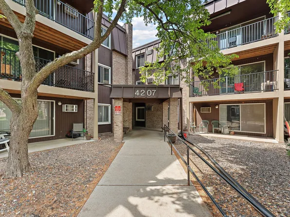 4207 Lakeside Ave N APT 134, Brooklyn Center, MN 55429