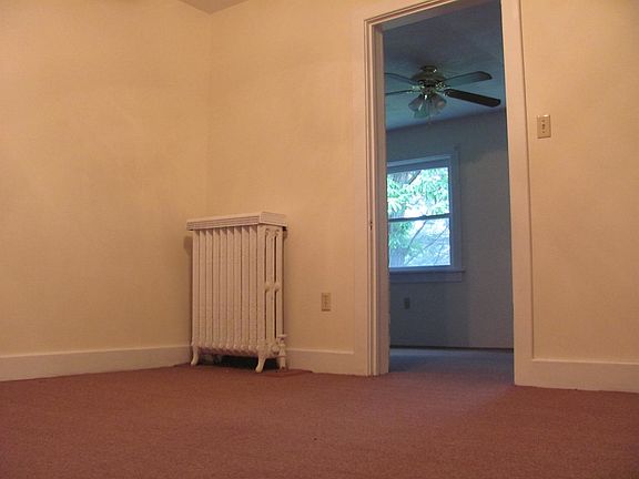 5th image of 1070 Luzerne St #2