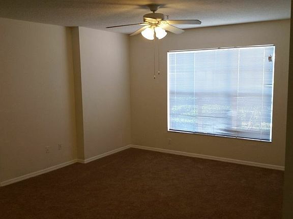 4th image of 5542 Metrowest Blvd #7-106