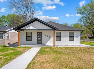 1477 E Whiteside St, Springfield, MO 65804
